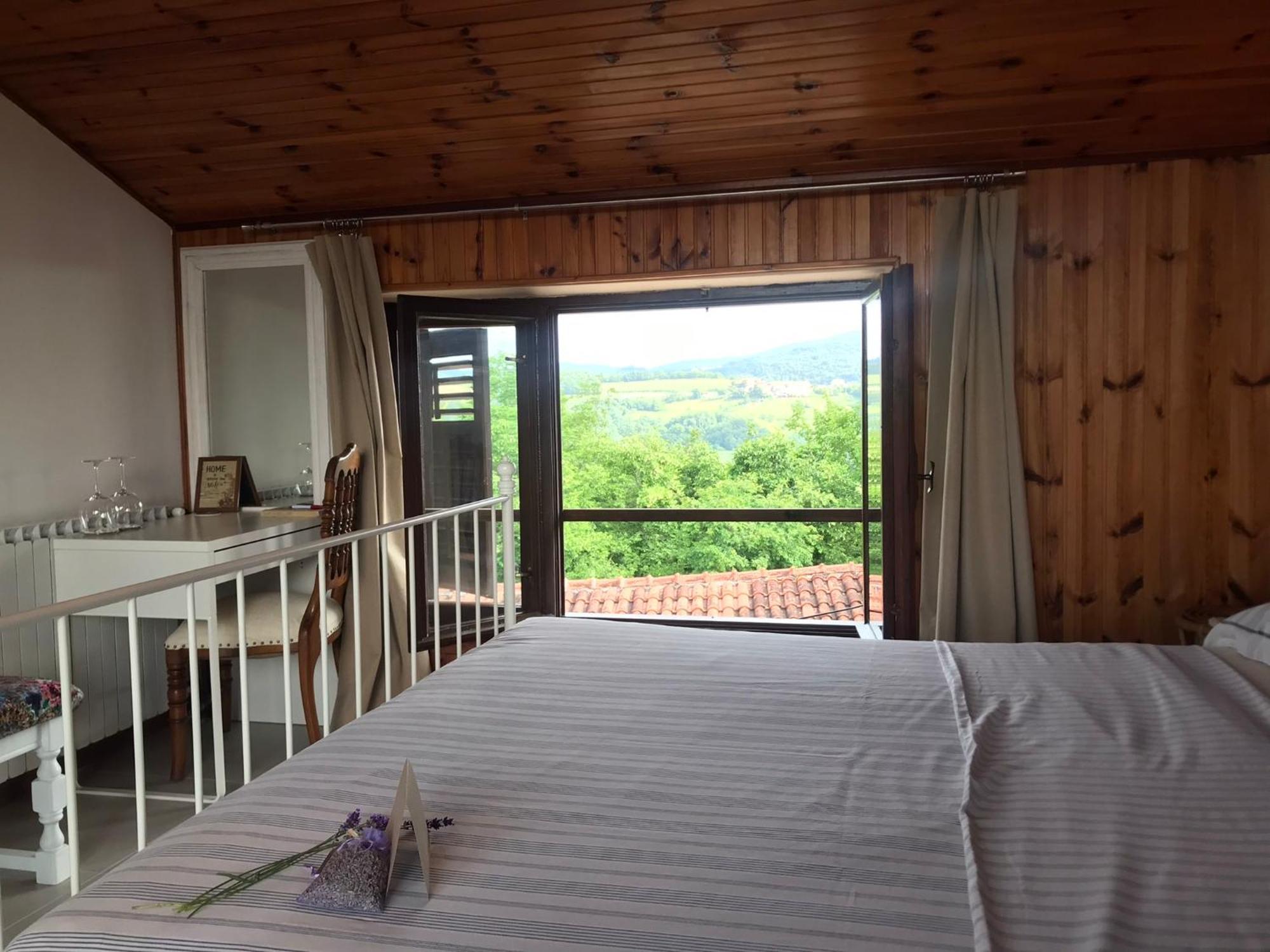 Enam Room Kojsko Екстериор снимка